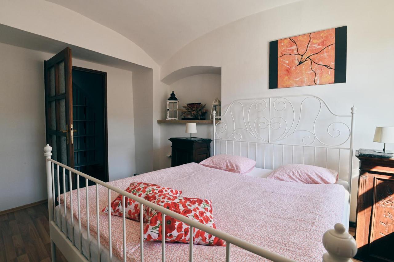 Kutná Hora Apartment Bagian luar foto